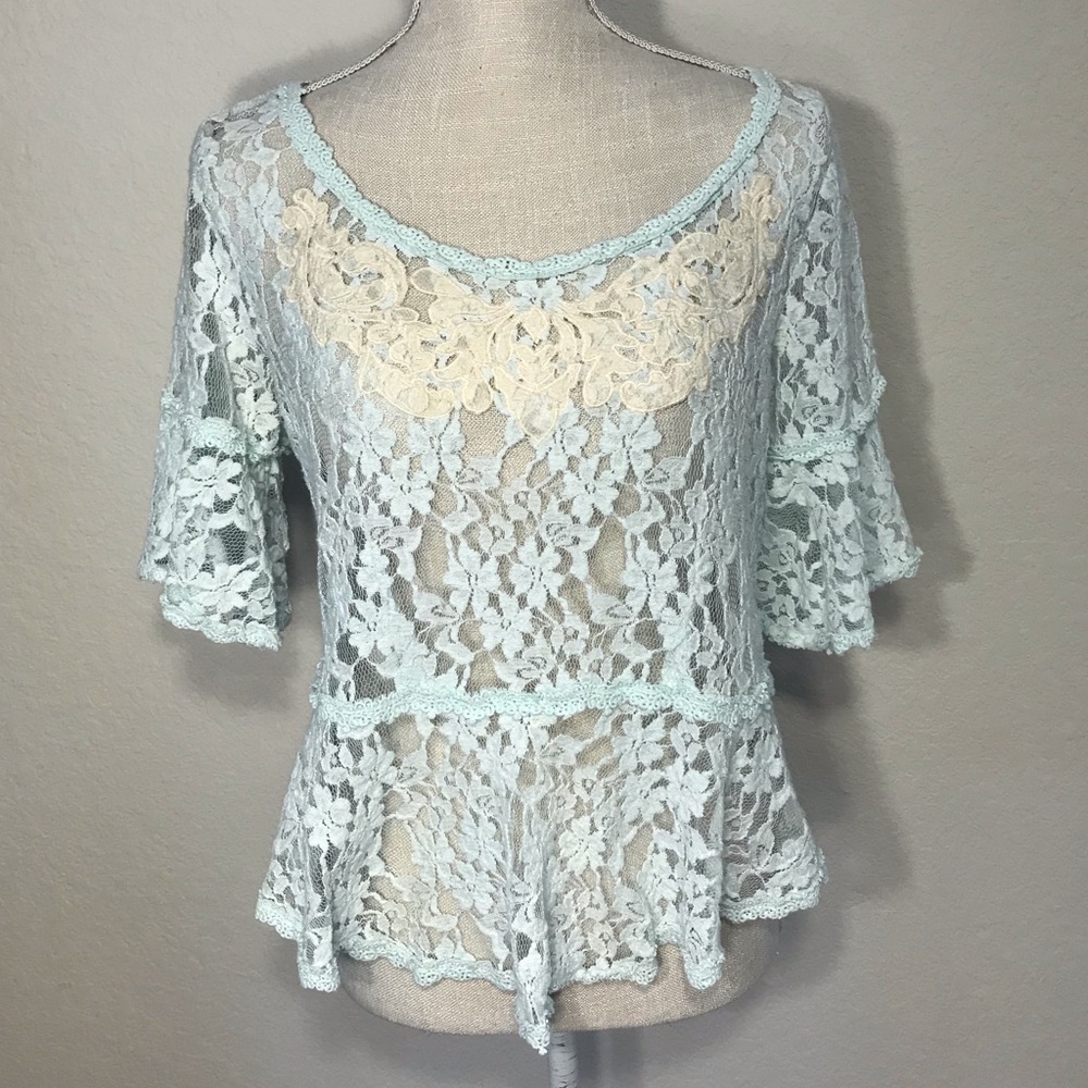 Free People cream Ivory Blue floral Lace Embroidered Bohemian Blouse size medium